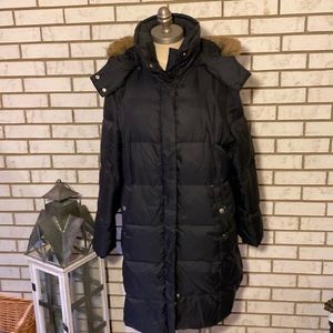 Zero X posur / Black puffer coat w/ fur trim hood  Size L